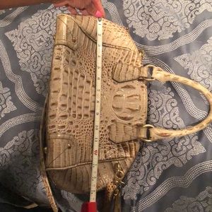 ADDITIONAL PICTURES WITH MEASUREMENTS